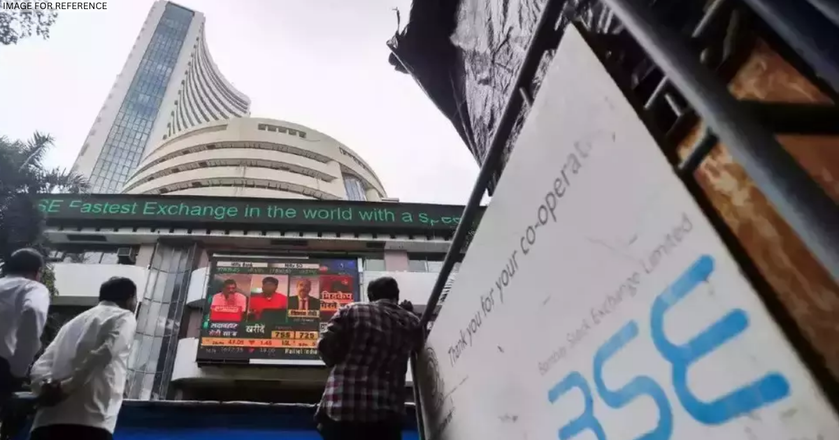 Fag-end selloff drags Sensex 844 points down; Nifty slips below 17,000-point mark